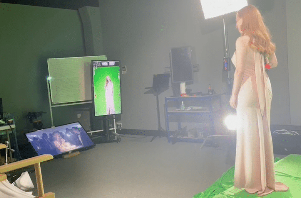 Photo shows the video screens a presenter uses during a live hologram visit.